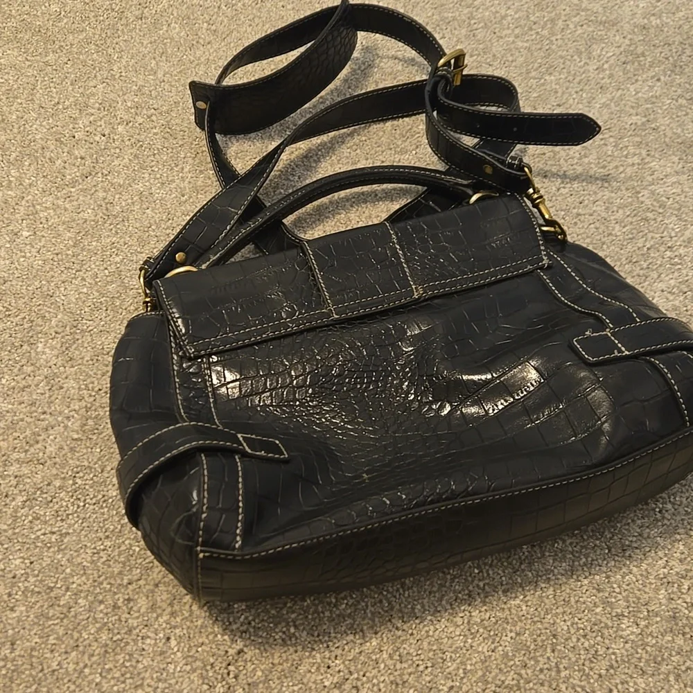 Chaps Black Purse With Gold Hardware - Picture 5 of 9